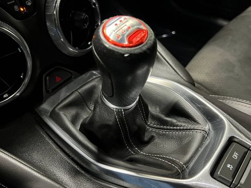 Used 2019 Chevrolet Camaro SS RWD image 31