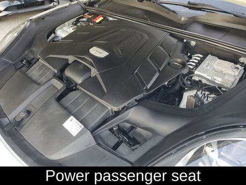 Used 2019 Porsche Cayenne S image 8