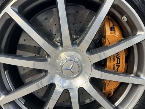 Used 2016 Mercedes-Benz S 63 AMG 4MATIC Sedan w/ Driver Assistance Package image 10