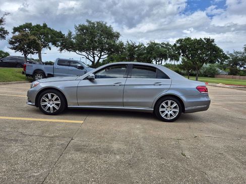 Used 2014 Mercedes-Benz E 350 Sedan image 10