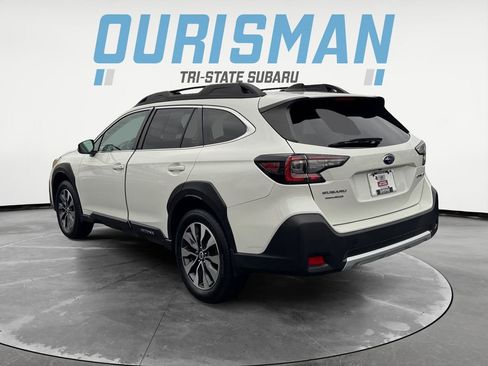 Certified 2023 Subaru Outback Limited image 4