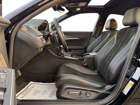 Used 2023 Acura Integra A-Spec image 9