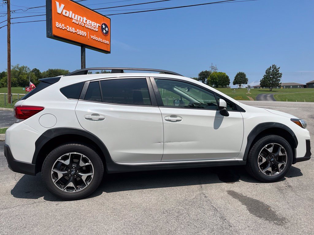 Used 2020 Subaru Crosstrek 2.0i Premium w/ Moonroof Package 2 AWD/4WD image 11