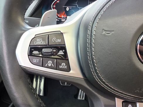 Used 2021 BMW X7 xDrive40i w/ M Sport Package AWD/4WD image 36