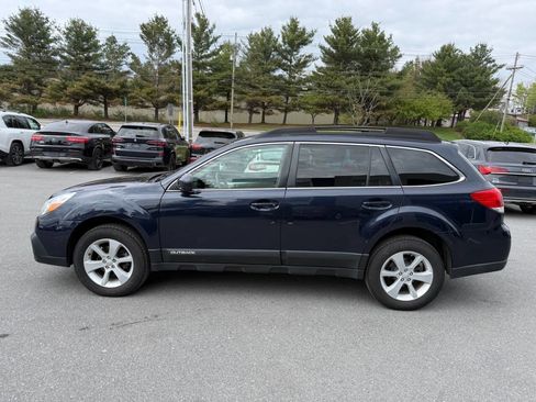 Used 2013 Subaru Outback 2.5i Premium w/ All-Weather Pkg AWD/4WD image 7