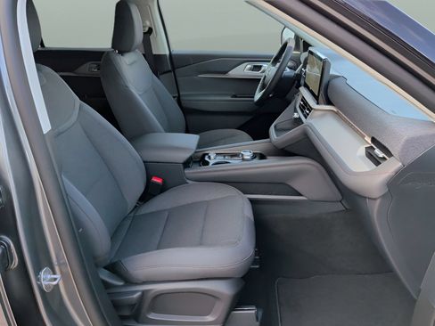 New 2026 Ford Explorer Active RWD image 19