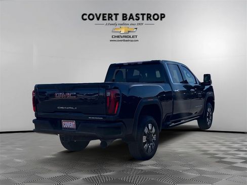 Certified 2024 GMC Sierra 2500 Denali w/ Denali Reserve Package image 6
