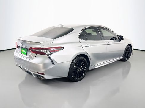 Used 2023 Toyota Camry XSE image 10