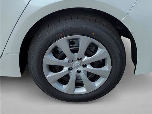 Certified 2026 Toyota Corolla LE FWD image 9