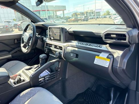 New 2026 Toyota Tacoma SR5 AWD/4WD image 15