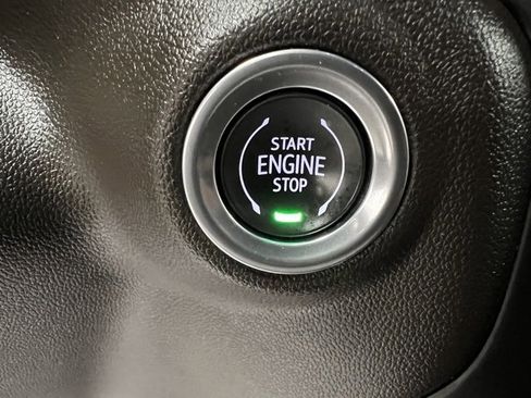 Used 2019 Chevrolet Silverado 1500 RST image 33