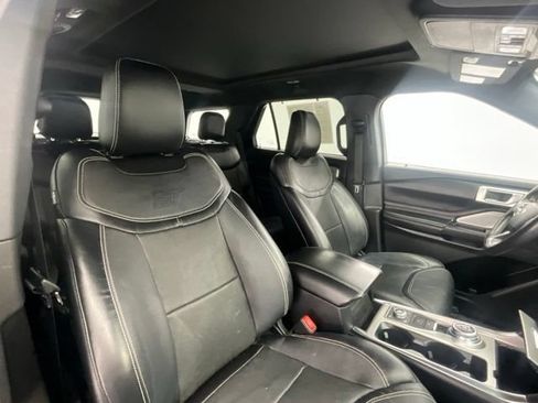 Used 2020 Ford Explorer ST w/ Premium Technology Package AWD/4WD image 18