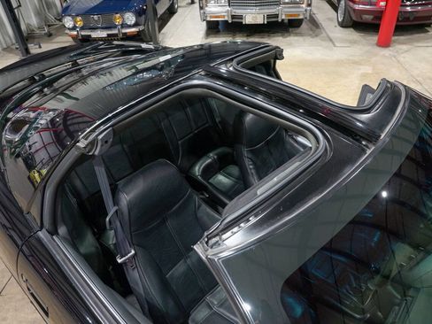 Used 1994 Chevrolet Camaro Z28 RWD image 20