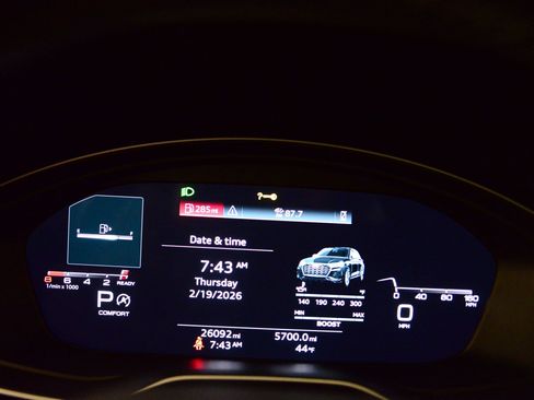 Used 2022 Audi SQ5 Premium Plus w/ Premium Plus Package image 18