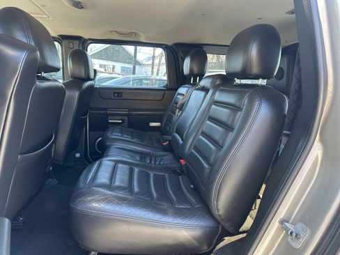 Used 2005 HUMMER H2 w/ Preferred Equipment Group AWD/4WD image 18