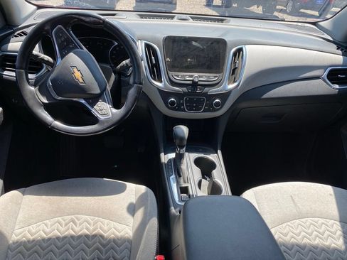 Used 2022 Chevrolet Equinox LT FWD image 9
