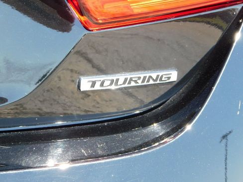 Certified 2018 Honda Accord Touring image 39