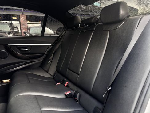 Used 2017 BMW 330i Sedan image 28