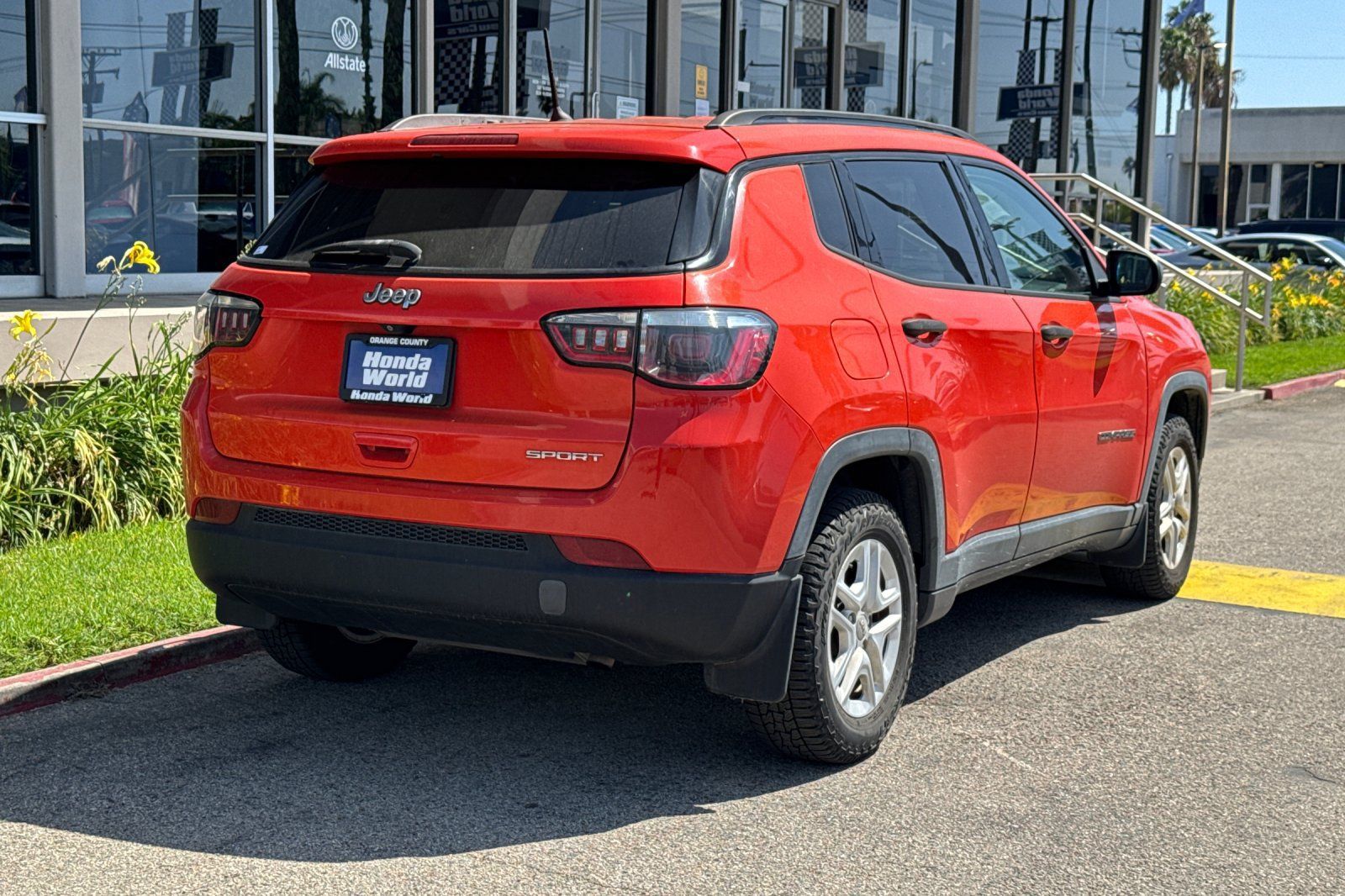 Used 2018 Jeep Compass Sport FWD image 4