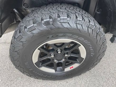 Used 2019 Jeep Wrangler Unlimited Rubicon AWD/4WD image 19