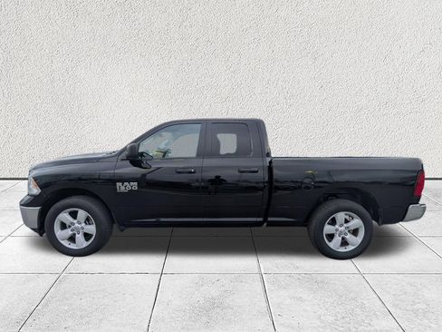 Used 2024 RAM 1500 Classic SLT image 6