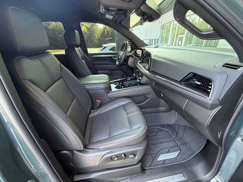 Used 2026 Chevrolet Tahoe RST w/ Comfort Package RWD image 20