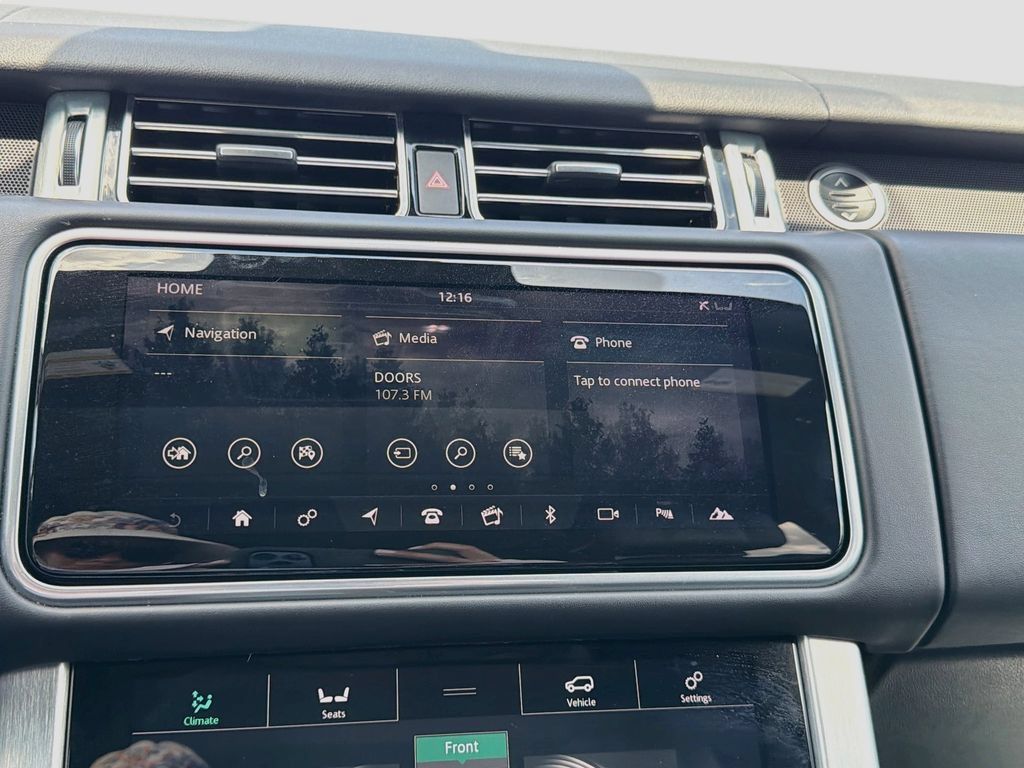 Used 2020 Land Rover Range Rover HSE AWD/4WD image 30