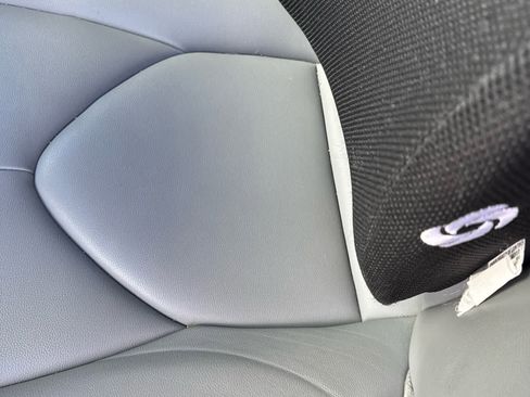 Used 2023 Toyota Highlander XLE image 10