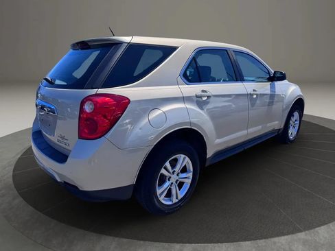 Used 2011 Chevrolet Equinox LS w/ Bluetooth Package FWD image 5