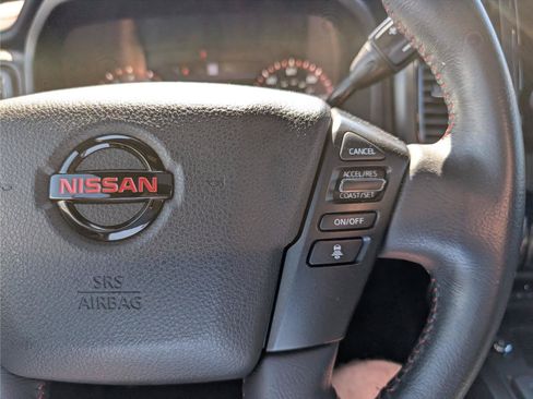 Used 2022 Nissan Titan PRO-4X w/ Pro-4x Convenience Package AWD/4WD image 24