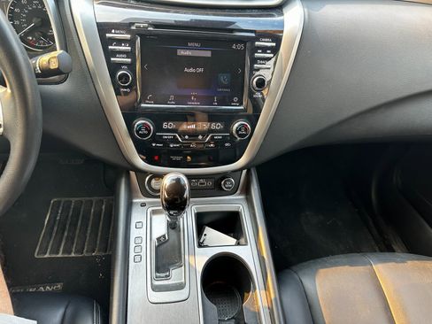 Used 2023 Nissan Murano SV image 19