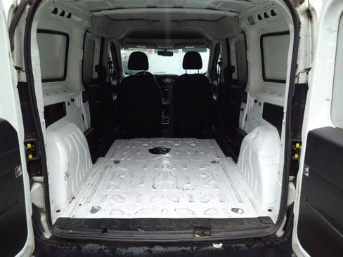 Used 2018 RAM ProMaster City Tradesman FWD image 6