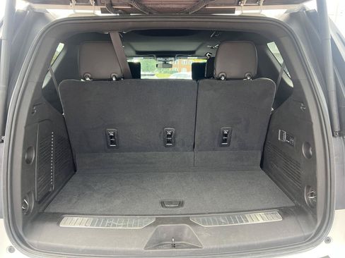 Used 2021 GMC Yukon AT4 w/ AT4 Premium Plus Package AWD/4WD image 15