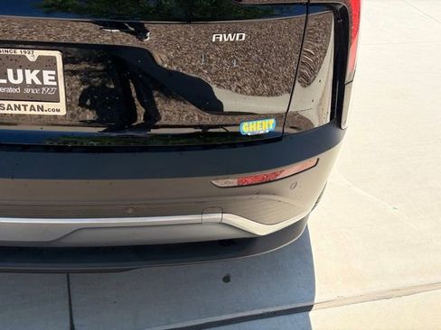 Used 2025 Chevrolet Blazer EV LT image 7