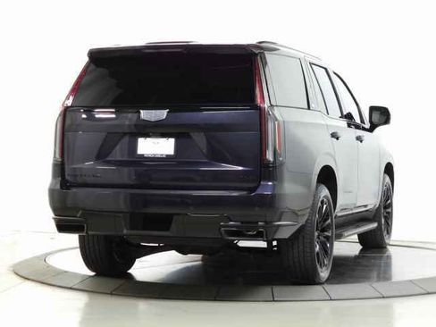 Certified 2024 Cadillac Escalade Sport w/ LPO, ONYX Package image 10
