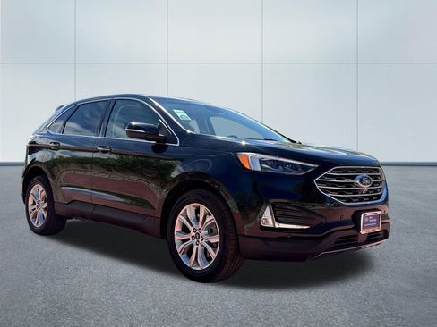 Used 2022 Ford Edge Titanium w/ Equipment Group 301A AWD/4WD image 1