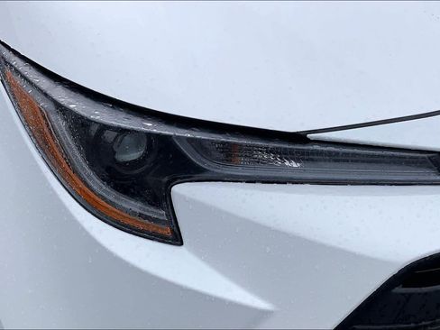 Used 2024 Toyota Corolla LE image 25