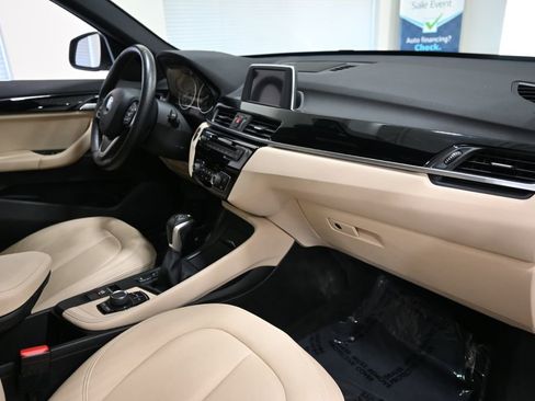 Used 2017 BMW X1 xDrive28i image 20