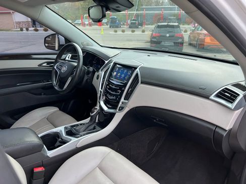 Used 2013 Cadillac SRX Premium image 18