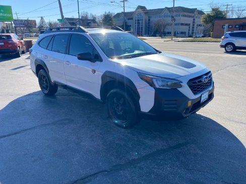 Used 2022 Subaru Outback Wilderness image 3