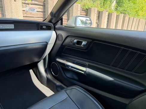 Used 2015 Ford Mustang Premium RWD image 12