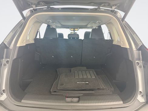 Used 2023 Nissan Rogue SV w/ SV Premium B Package AWD/4WD image 19