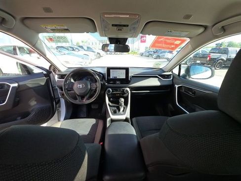 Used 2023 Toyota RAV4 LE FWD image 25