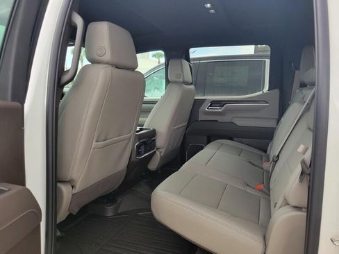 New 2026 GMC Sierra 1500 SLT w/ SLT Premium Plus Package AWD/4WD image 25