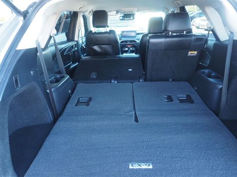 Used 2022 MAZDA CX-9 Touring image 22