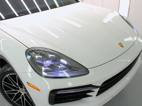 Used 2019 Porsche Cayenne image 18