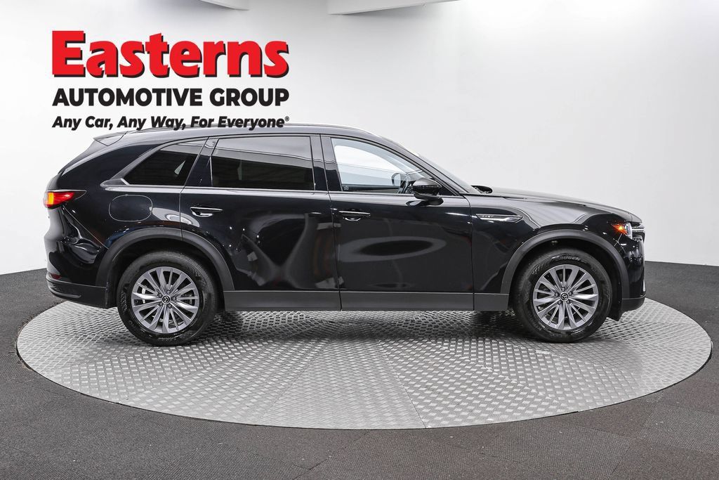 Used 2024 MAZDA CX-90 Plug-In Hybrid w/ Preferred AWD/4WD image 4