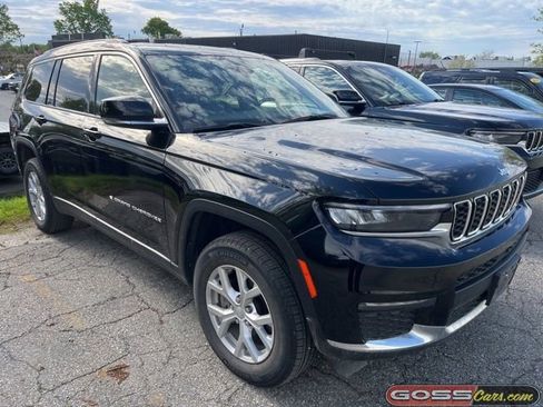Used 2023 Jeep Grand Cherokee L Limited AWD/4WD image 2