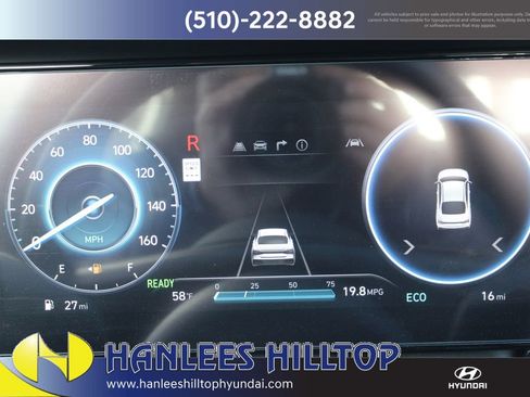 New 2025 Hyundai Elantra SEL image 31