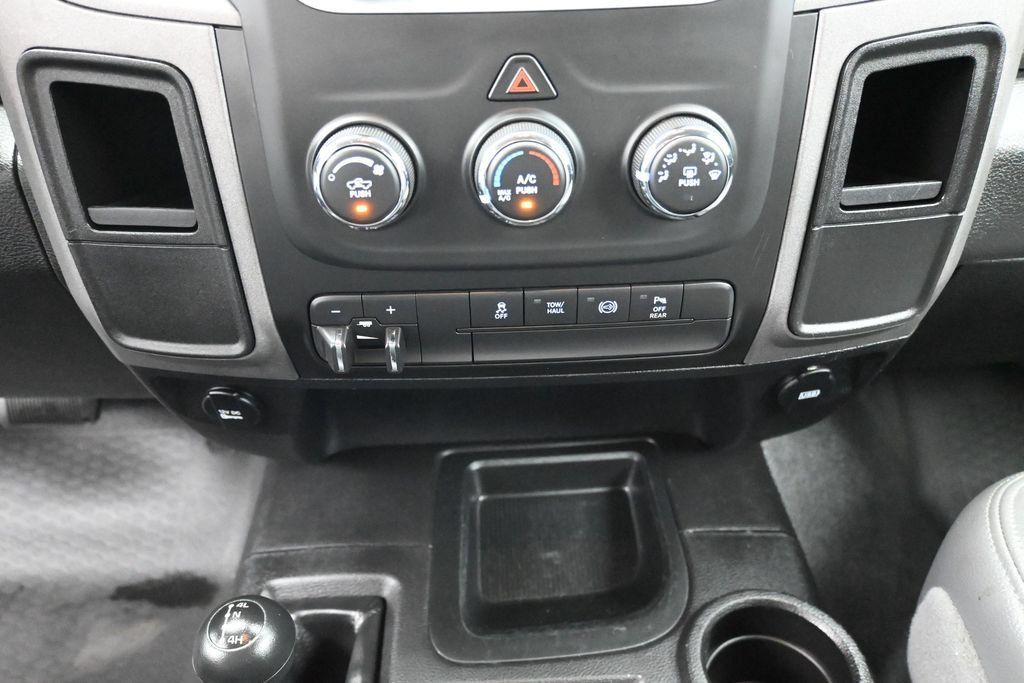 Used 2017 RAM 3500 Tradesman w/ Cold Weather Group AWD/4WD image 18